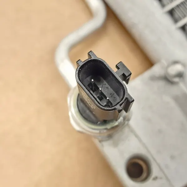 Ilmastointikondensaattori Nissan Navara NP300 Pathfinder III 2.5DCI image 5