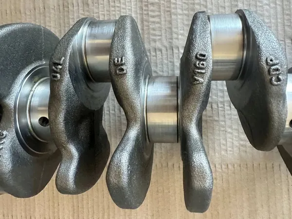 Kurbell Audi VW Seat Skoda 2.0 TDI 04L image 4