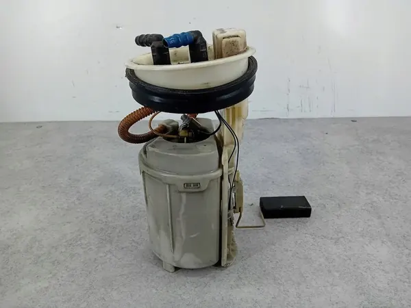 Brandstofpomp Audi TT 1.8 20V image 3