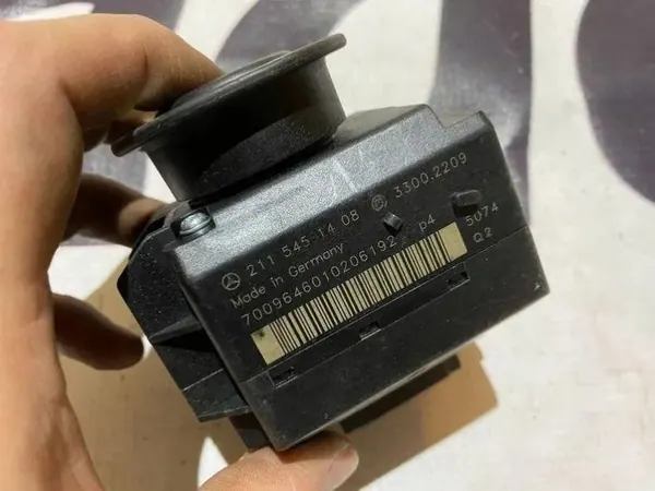 Interrupteur de démarrage Mercedes-Benz OEM A2115451408 image 5