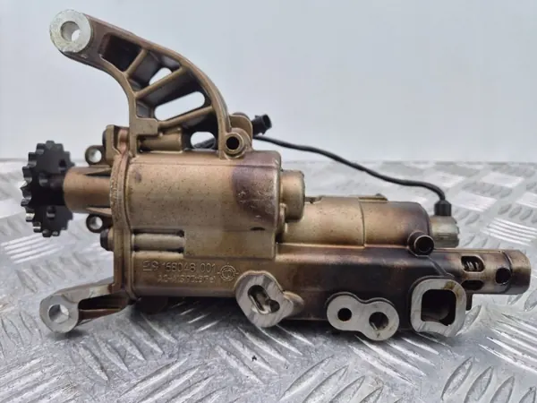 BMW 7600466 Oliepomp voor 1 Serie F20 F21 116i image 6