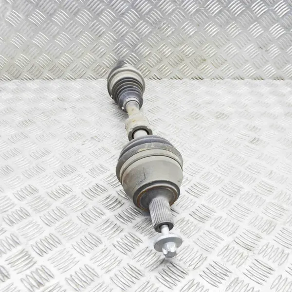 Mercedes-Benz B W247 2019 Eixo dianteiro esquerdo image 2