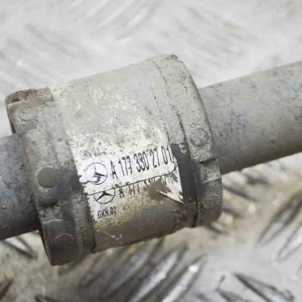 Mercedes-Benz B W247 2019 Eixo dianteiro esquerdo image 6