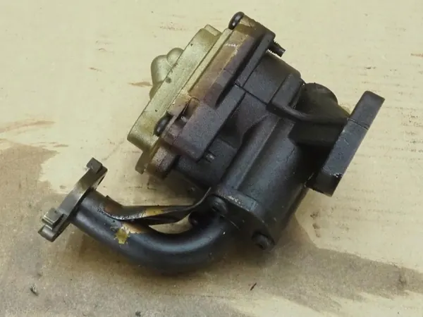 Pompe à huile Ford OE OEM 97JM-6855-AB pour Explorer II FL image 4