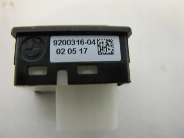 Kofferbakschakelaar BMW G29 G30 G01 OEM DEMOCAR 9200316 image 2