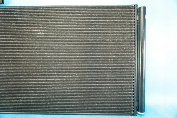 Ilmastointijäähdytin anturi Audi A8 4H 4H0260401M image 2