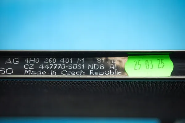 Ilmastointijäähdytin anturi Audi A8 4H 4H0260401M image 8