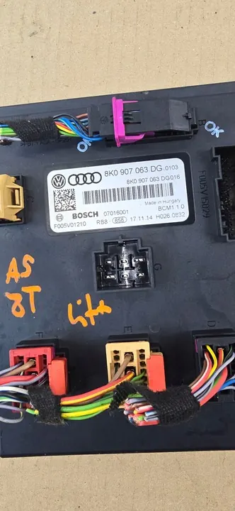 Komfortkontrollmodul Audi A5 8T 2.0 TDI 8K0907063DG image 2