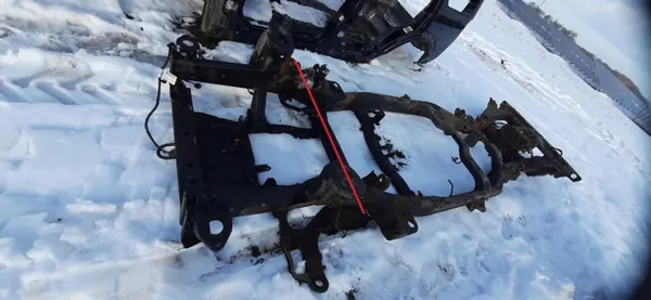Traverse avant Land Rover Discovery III OEM image 3