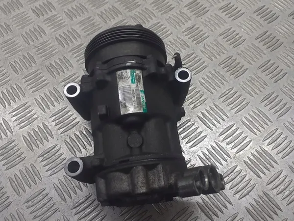 Compressore A/C Renault Thalia II OE 8200840770A image 2
