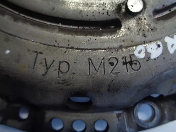 OPEL CORSA E 1.6T Kaksimassakytkin 55583513 image 3