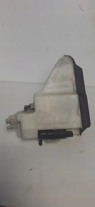 BMW E46 Puhdistusneste Säiliö 7008057 image 10