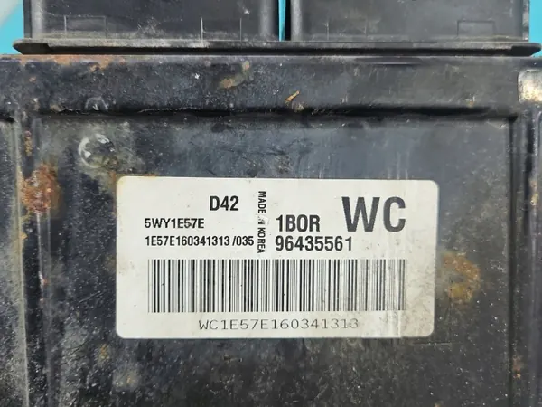 Chevrolet Aveo T250 1.2 8V Unidade de Controlo Motor ECU 96435561 image 5