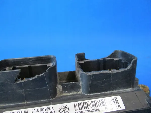 Unité de contrôle moteur Lancia Ypsilon 1.2 51865707 image 3