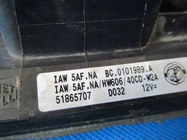 Unité de contrôle moteur Lancia Ypsilon 1.2 51865707 image 4