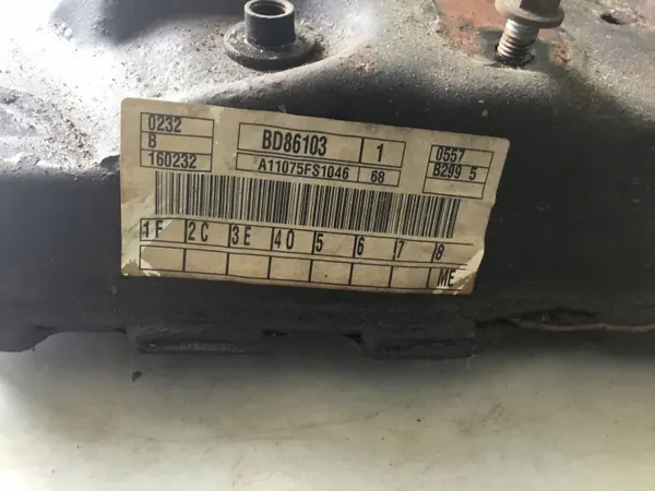 Ford Fiesta 2012 Subchasis delantero OEM BD86103 image 4
