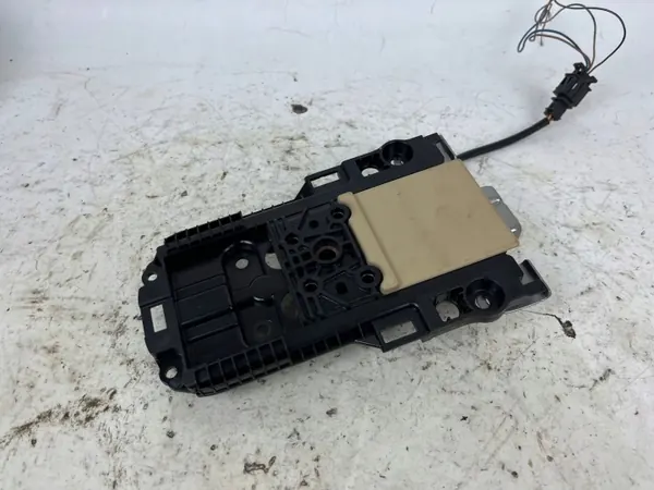 Encosto de cabeça dianteiro Tesla Model X OEM AG151536 - Usado image 4