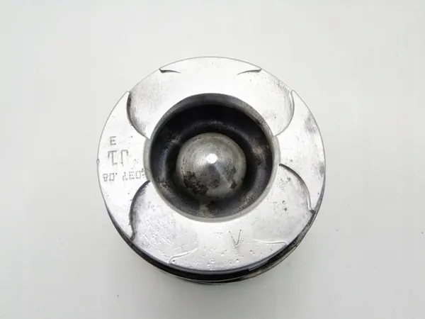Piston d'occasion OEM 089168 pour moteur 2.5 Dci Diesel image 6