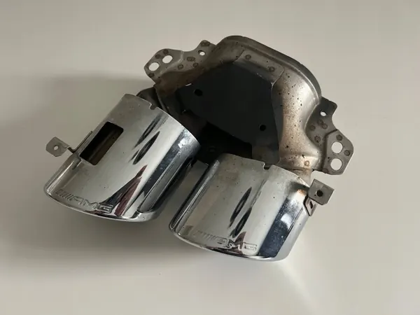 Mercedes Auspuffendstück OEM A2904901601 Rechts image 2