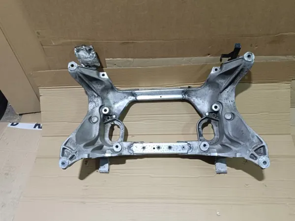 Cuna Delantera OEM 342342334222332223212232 Maserati Levante image 2