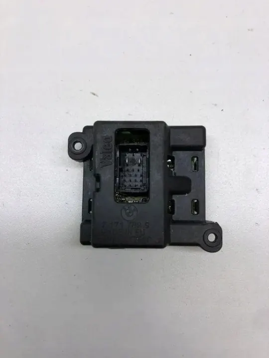Module de direction BMW OEM 7171789 pour Série 1 E81/E87 image 2