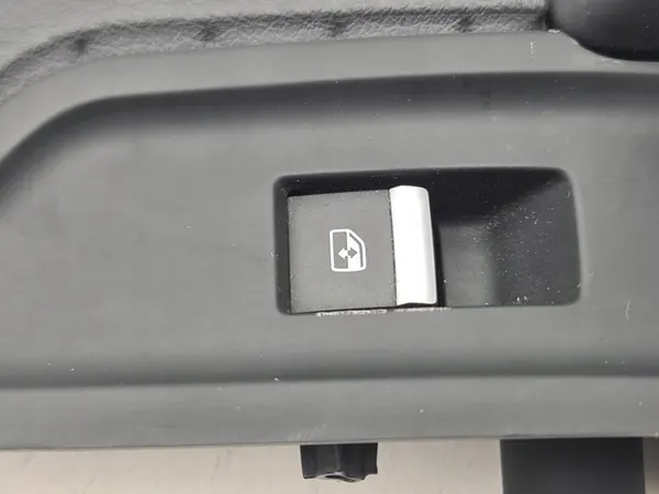 Audi Q5 SQ5 2018 Takakahvan Peite 186026941 image 4