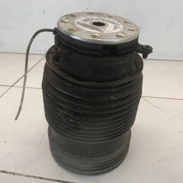 OEM 522058395 Mola de ar traseira esquerda Mercedes Classe E image 2