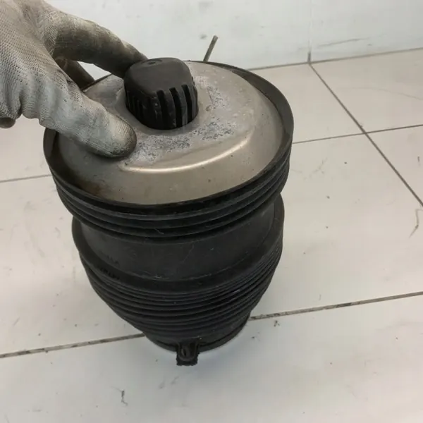 OEM 522058395 Mola de ar traseira esquerda Mercedes Classe E image 5