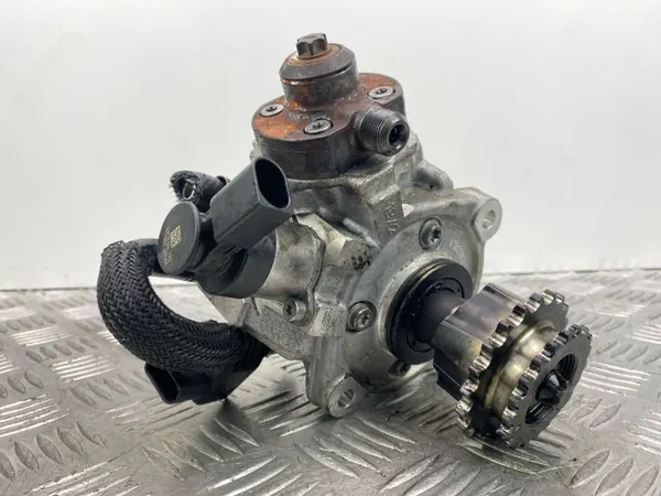 Bomba de inyección BMW OE 7810696 - Usada image 2