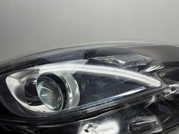 PEUGEOT 2008 LIFT voorlamp rechts 9814739580 image 2