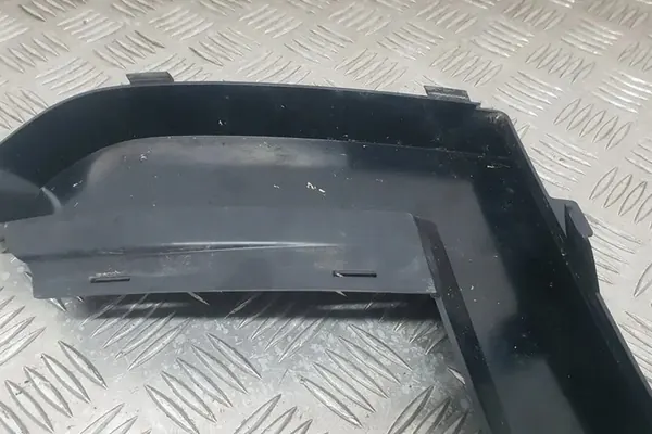 Grade de halogênio AUDI Q5 8R 3.0L diesel 2008 image 3