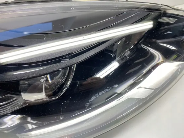 OIK. AJOVALO RENAULT MEGANE III 3 LIFT 260103761R image 3