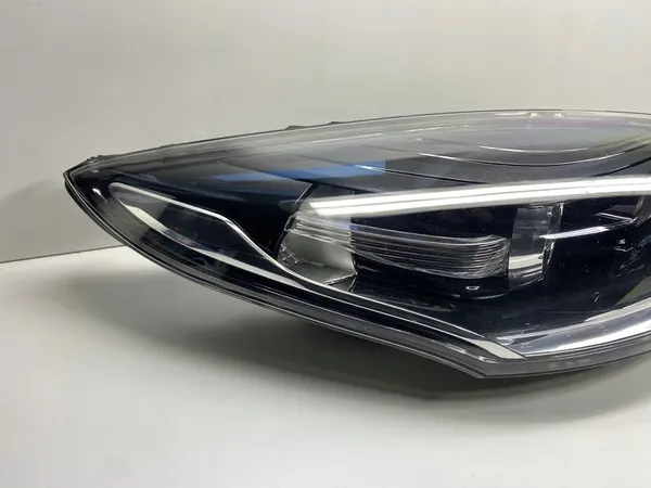 OIK. AJOVALO RENAULT MEGANE III 3 LIFT 260103761R image 4