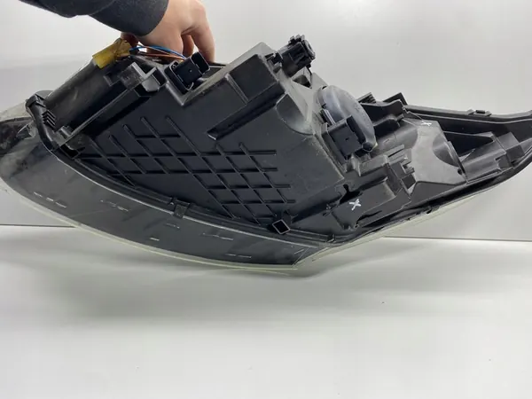 OIK. AJOVALO RENAULT MEGANE III 3 LIFT 260103761R image 8