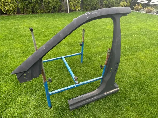 SEAT ARONA vasen pilaripäällyste OEM 6F9809605B image 2