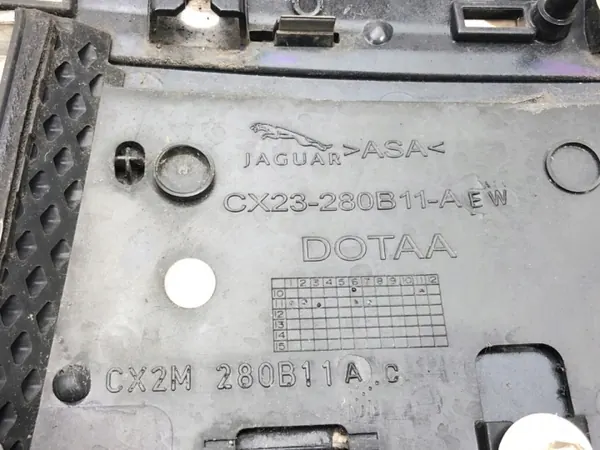 Grille d'entrée d'air OEM CX23-280B11-AEW gauche image 4
