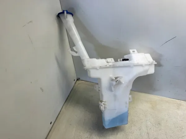 Scheibenwaschbehälter Kia Picanto III OEM 98610-G6000 image 5