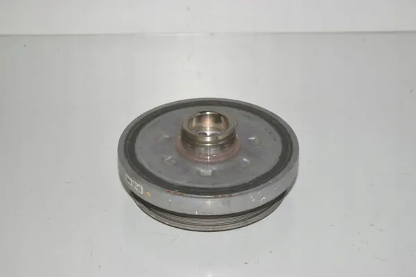 Kampiakselin hihnapyörä OEM 11238579928 BMW 5-sarja image 2