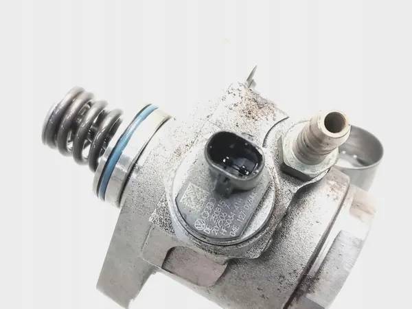 Inspuitpomp OEM 04E127026AA voor Skoda Fabia III image 3