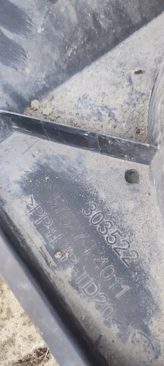 Toyota CH-R Unterbodenschutz OEM 57627-F4011 image 3