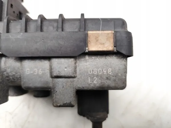 Actuador Turbo OEM 6NW009206 para Jaguar XF 2008 image 5