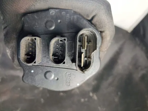 Pompe de direction assistée Mercedes-Benz OEM 8528460000A image 3