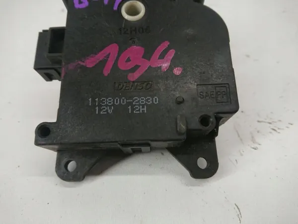 Motor de calefacción Toyota Auris OEM 1138002830 - Usado image 3