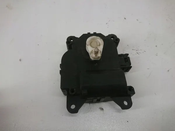 Motor de calefacción Toyota Auris OEM 1138002830 - Usado image 4