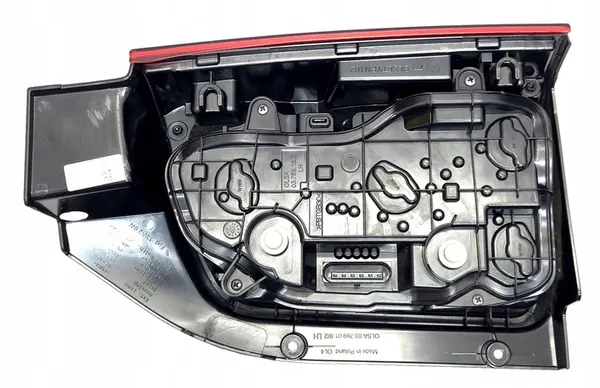 Luz trasera izquierda VW T6.1 image 5