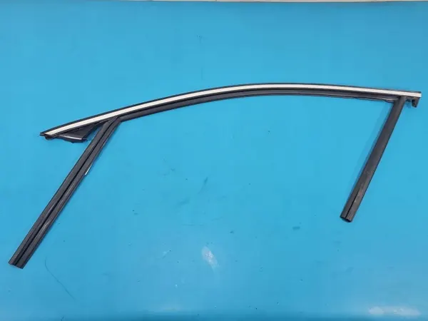 OEM 31849230 framdörr vänster tätning Volvo S90 II image 2
