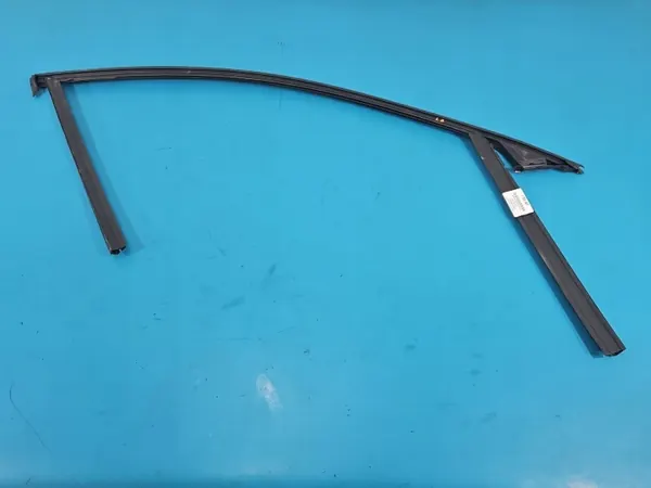 OEM 31849230 framdörr vänster tätning Volvo S90 II image 5