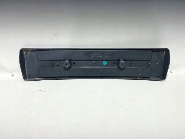 Tesla Model 3 Kennzeichenhalter OEM 1694549-00-D image 3