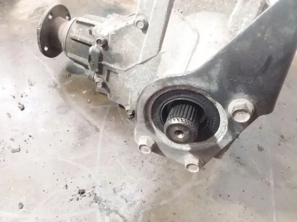 Verteilergetriebe Hyundai Tucson 2008 OEM JMVGT39130 image 4