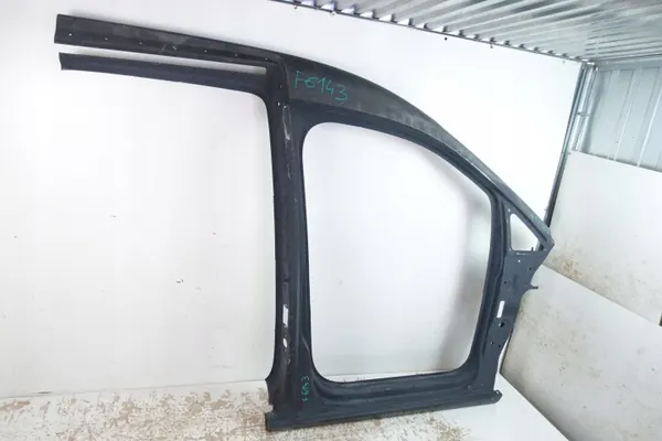 VW Caddy III 2003- Höger framskärmfoder OEM 2K3809606H image 3
